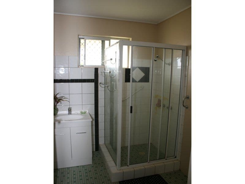 1 / 30 Lloyd Street, Walkervale, Walkervale - Thumbnail 6