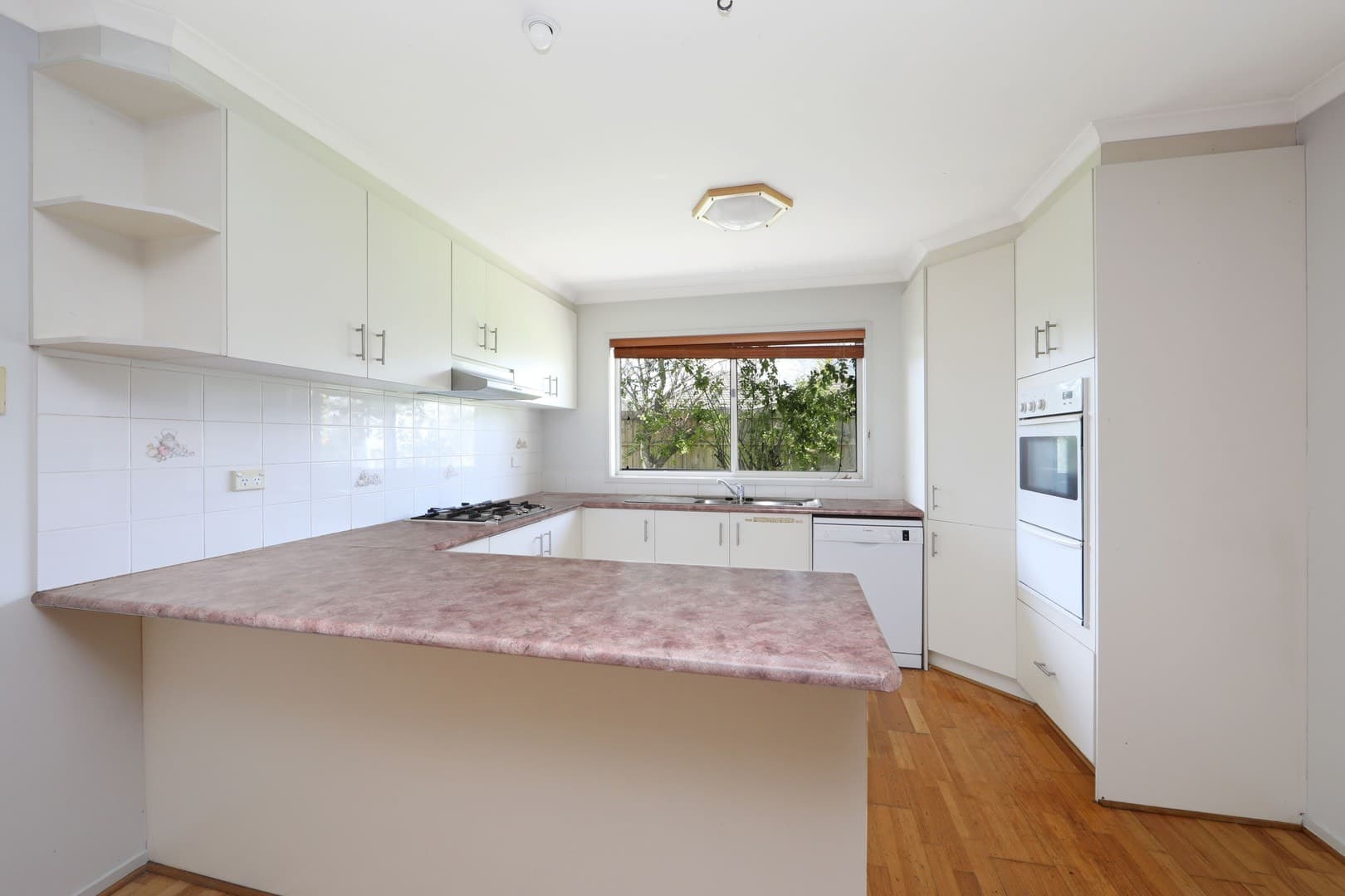 6 Kilcunda  DriveRowville, VIC 3178  - Leased, Rowville - Thumbnail 4