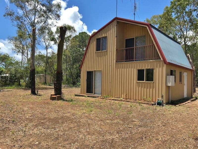 17 Sylvan Drive, Moore Park Beach, Moore Park Beach - Thumbnail 2