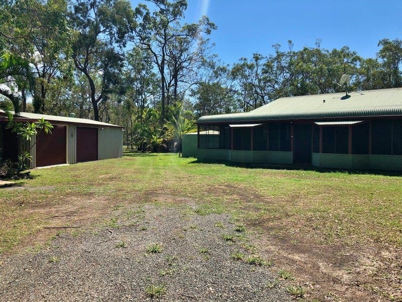 13 Tammy Road, Moore Park Beach, Moore Park Beach - Thumbnail 2