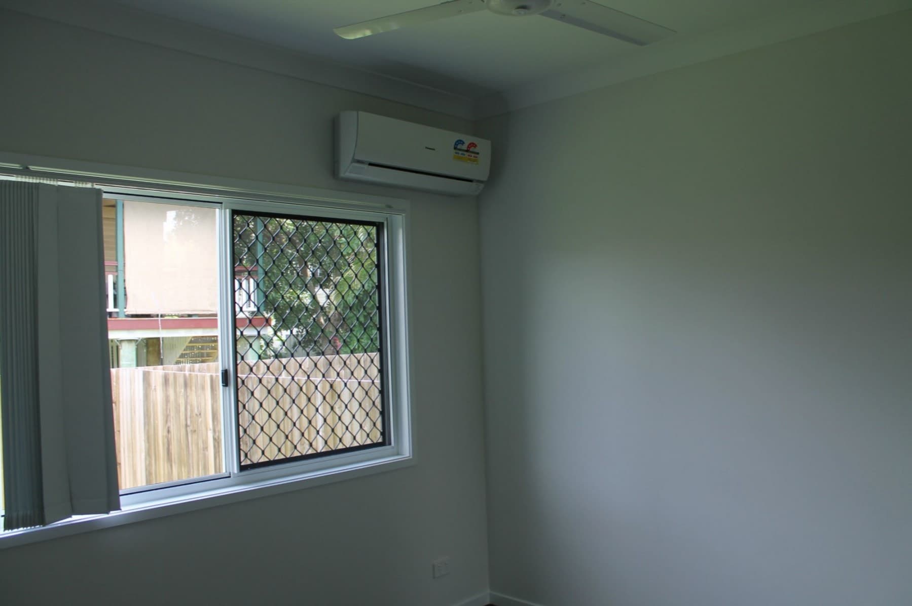 30 Vincent Street,
											South Mackay, South Mackay - Thumbnail 8