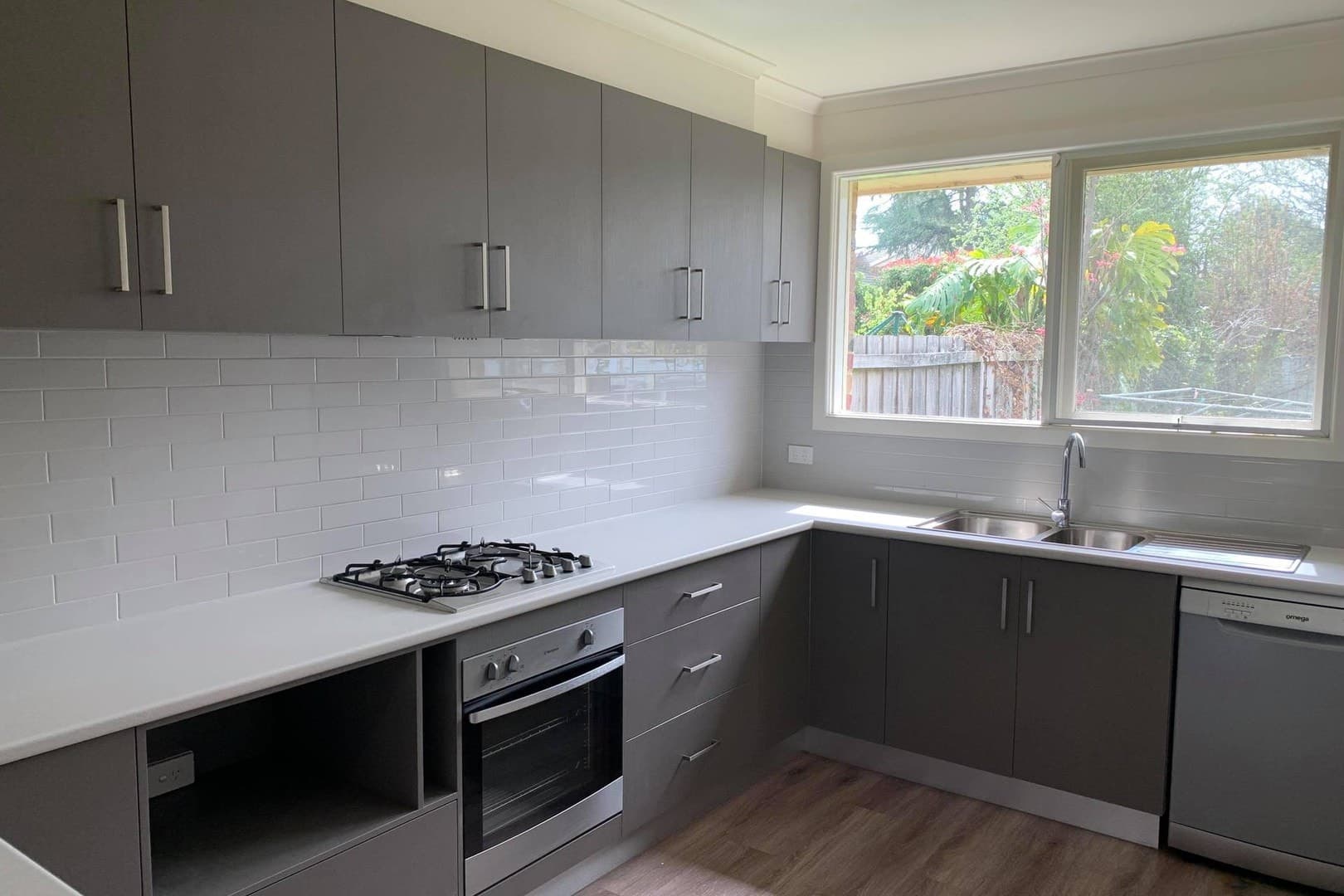 2/5 Langford AvenueMitcham, VIC 3132  - Leased, Mitcham - Thumbnail 3