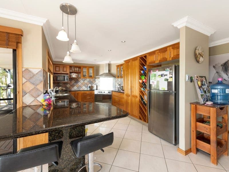 46 Hinkler Avenue, Bundaberg North, Bundaberg North - Thumbnail 3