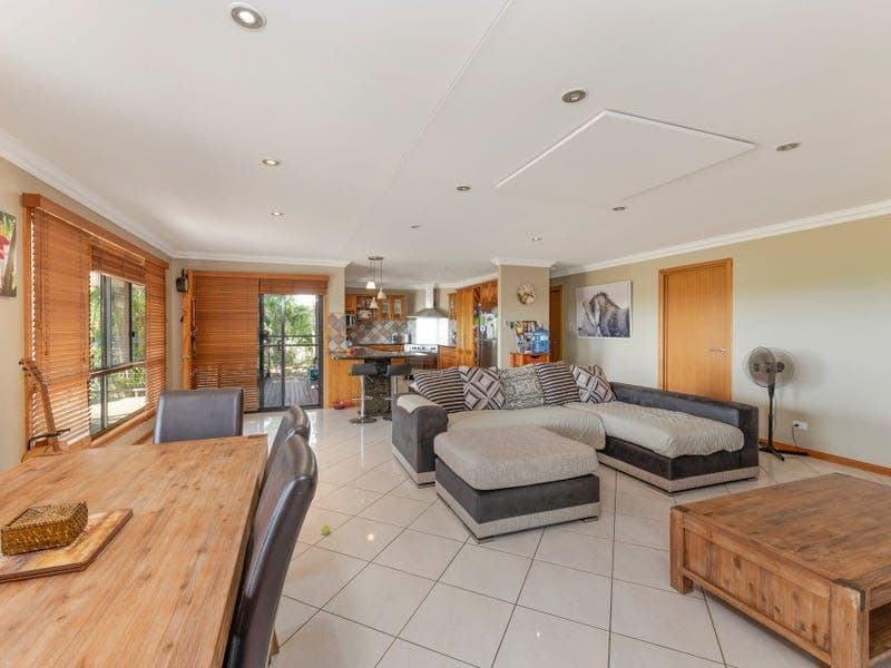 46 Hinkler Avenue, Bundaberg North, Bundaberg North - Thumbnail 4