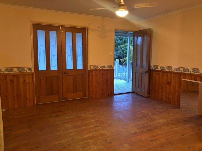 8 Olive Drive, Moore Park Beach, Moore Park Beach - Thumbnail 4