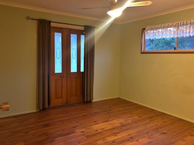 8 Olive Drive, Moore Park Beach, Moore Park Beach - Thumbnail 5