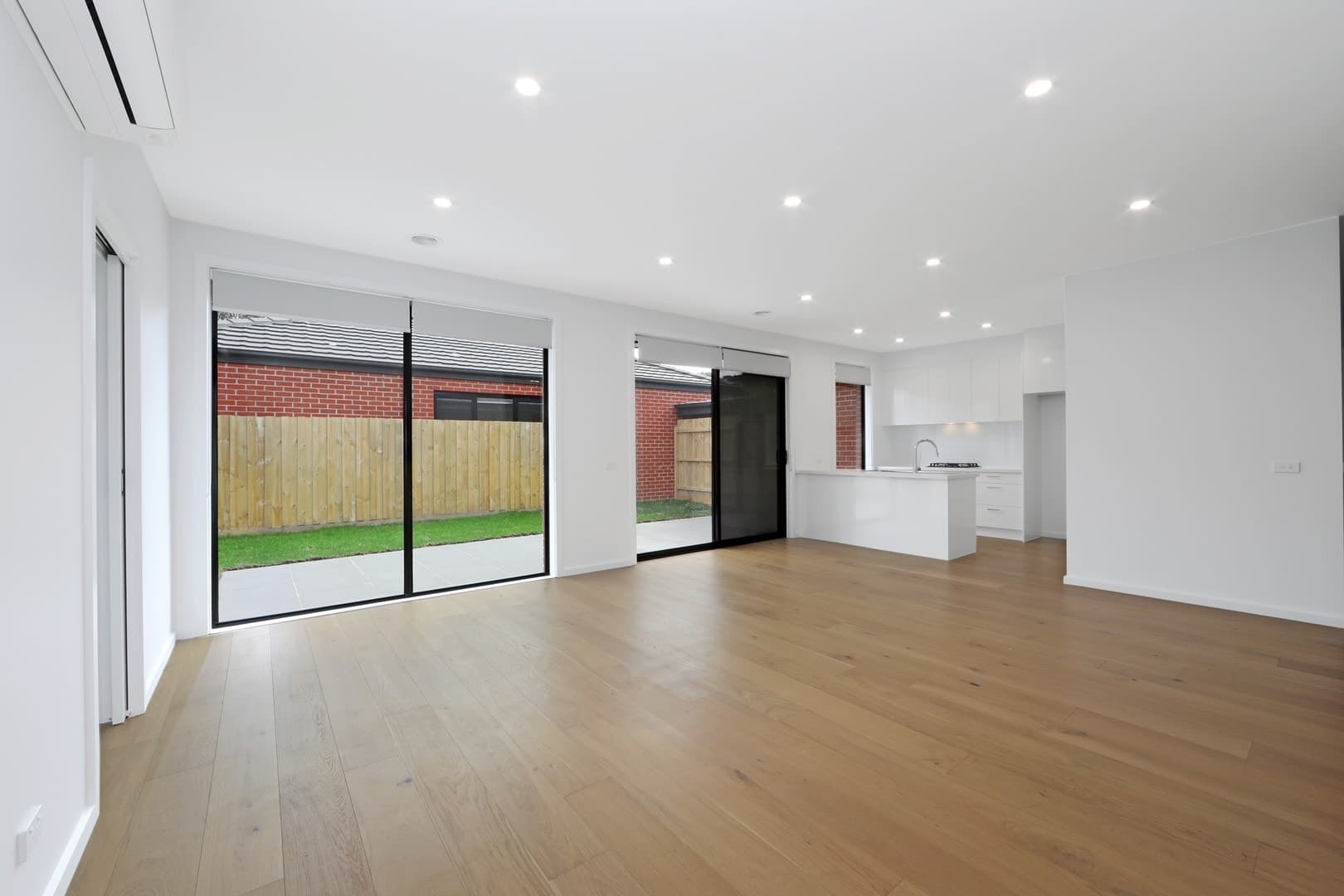 2/18 Denver CrescentRowville, VIC 3178  - Leased, Rowville - Thumbnail 3