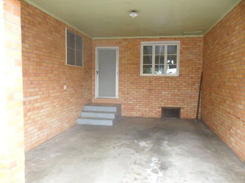 102A Crofton Street, Bundaberg West, Bundaberg West - Thumbnail 3