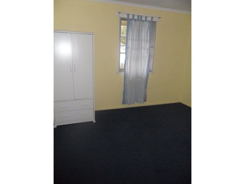 102A Crofton Street, Bundaberg West, Bundaberg West - Thumbnail 7