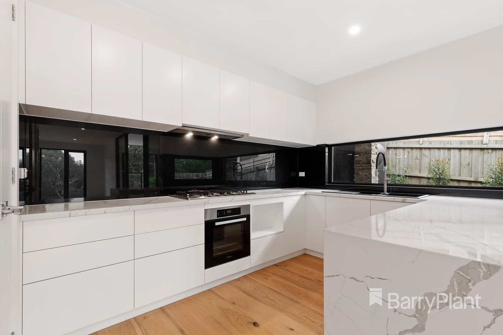 1/93 St Clems RoadDoncaster East, VIC 3109  - Leased, Doncaster East - Thumbnail 2