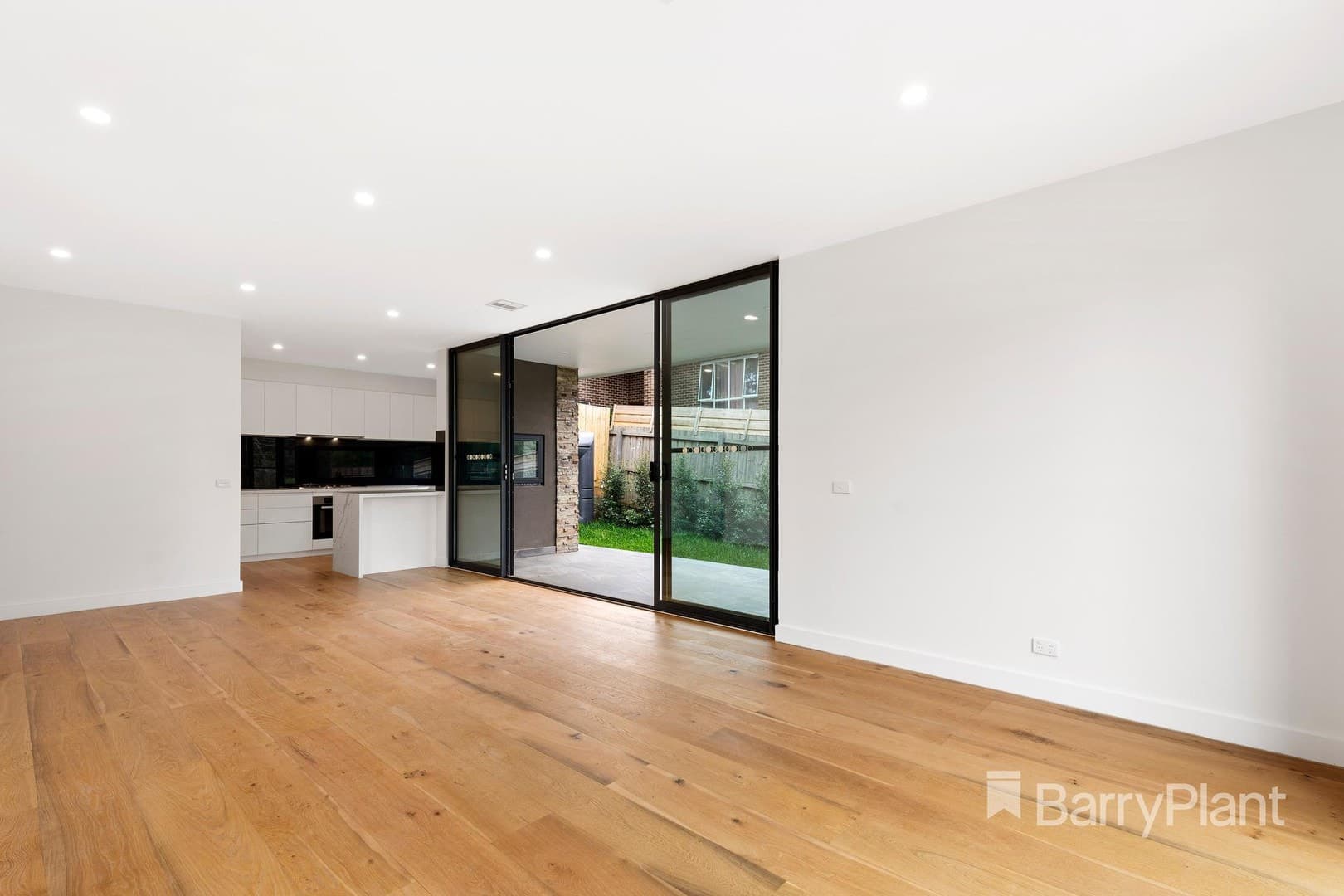 1/93 St Clems RoadDoncaster East, VIC 3109  - Leased, Doncaster East - Thumbnail 3