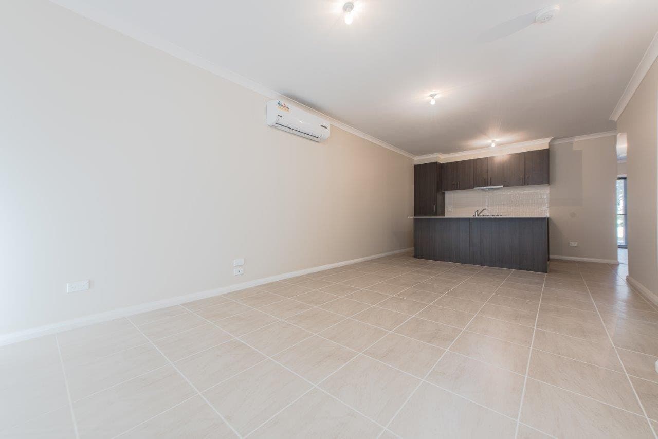 14 Kenyte WalkDoreen, VIC 3754  - Leased, Doreen - Thumbnail 3