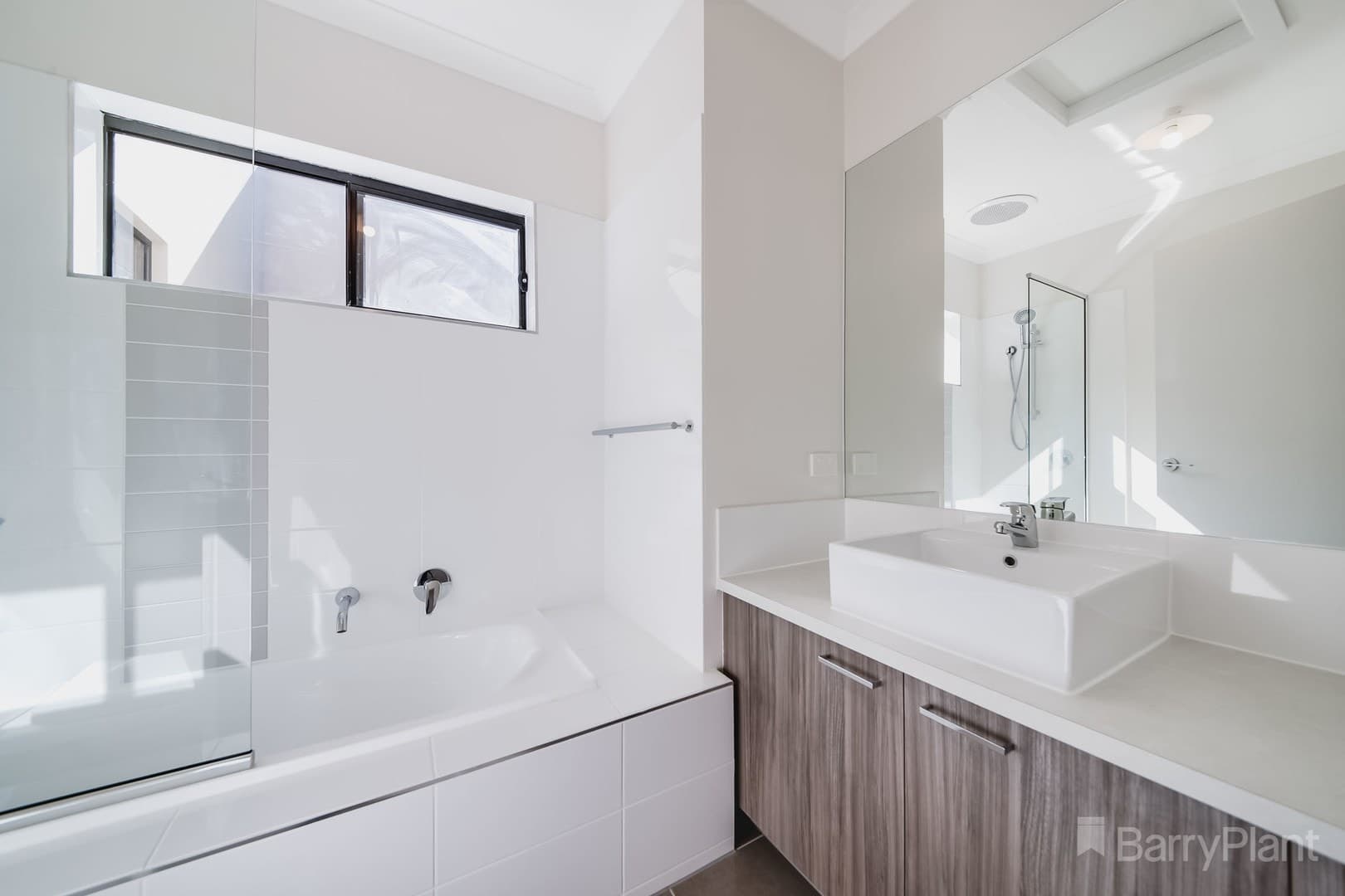 27 Fadden MewsOfficer, VIC 3809  - Leased, Officer - Thumbnail 6