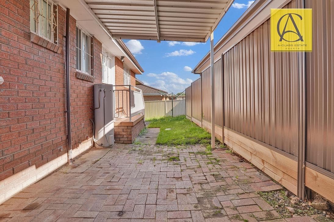 6 Schubert Place, BONNYRIGG HEIGHTS NSW 2177, Bonnyrigg Heights - Thumbnail 2