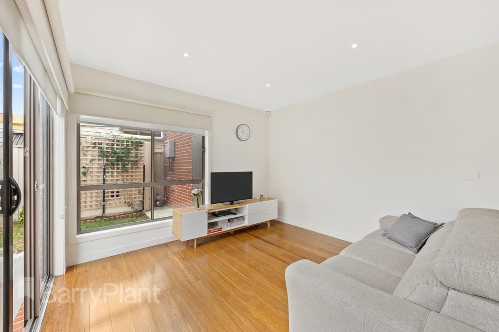 1/71 Oberon AvenueSt Albans, VIC 3021  - Leased, St Albans - Thumbnail 6