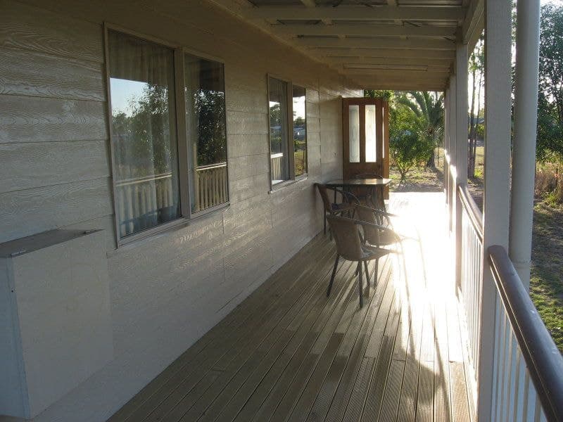 Moore Park Beach, Beach - Thumbnail 6
