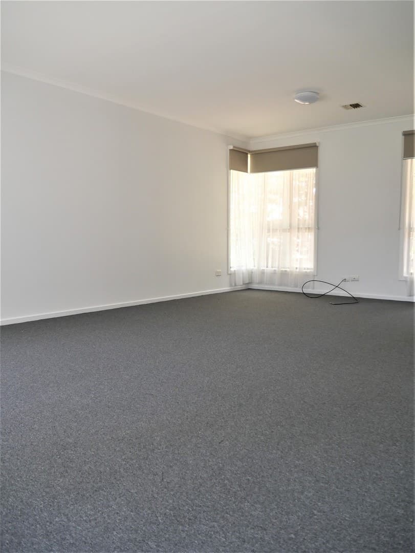 4 Lagarna DriveKurunjang, VIC 3337  - Leased, Kurunjang - Thumbnail 8