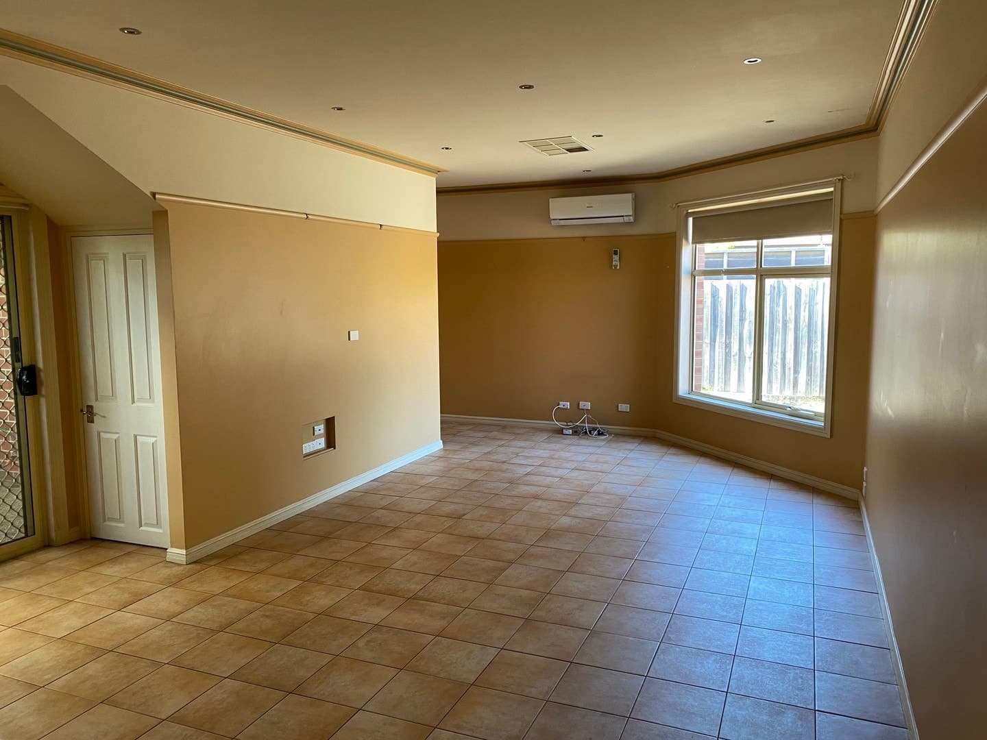 2/4 Burns StreetMoonee Ponds, VIC 3039  - Leased, Moonee Ponds - Thumbnail 2