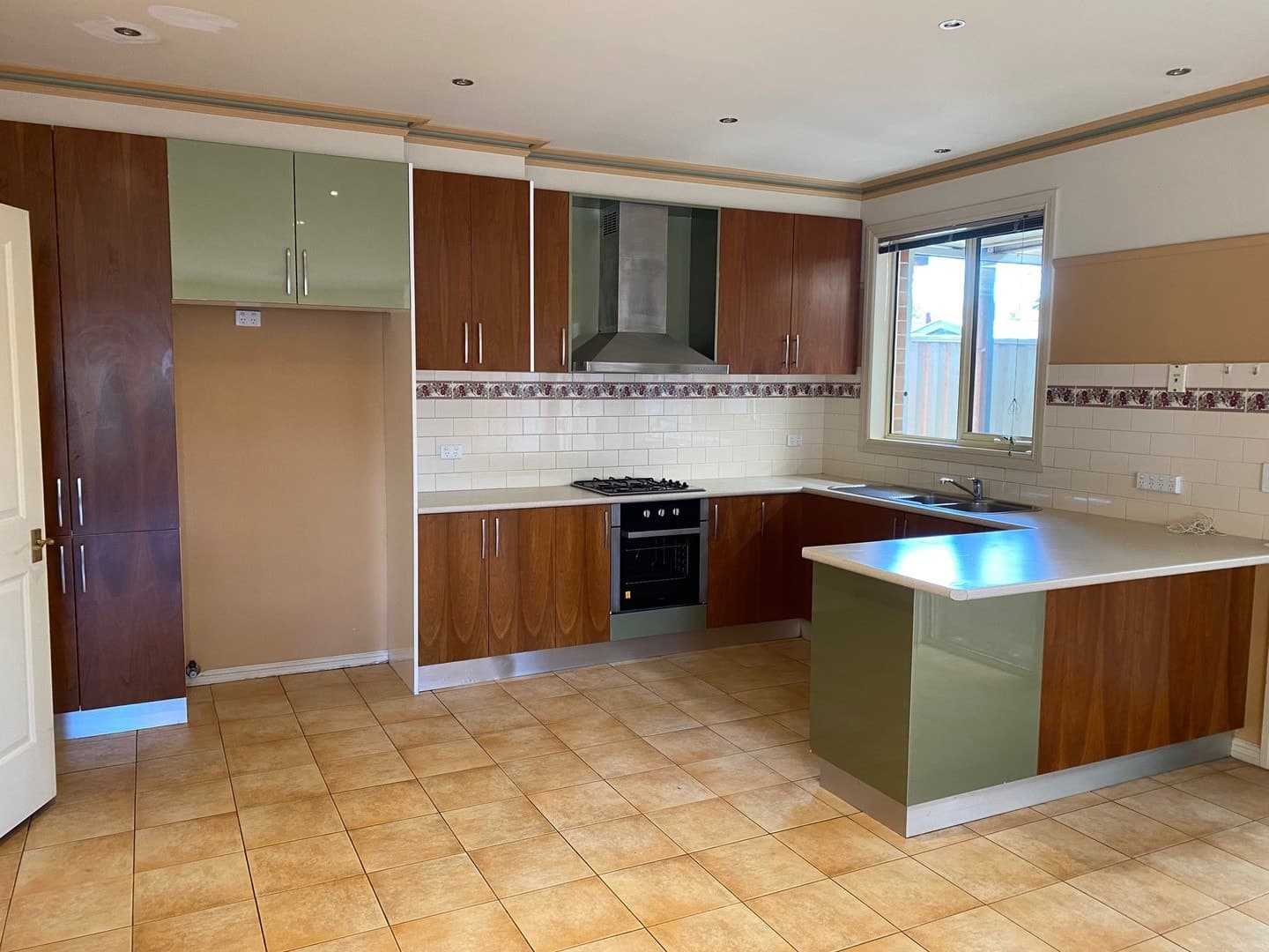 2/4 Burns StreetMoonee Ponds, VIC 3039  - Leased, Moonee Ponds - Thumbnail 4