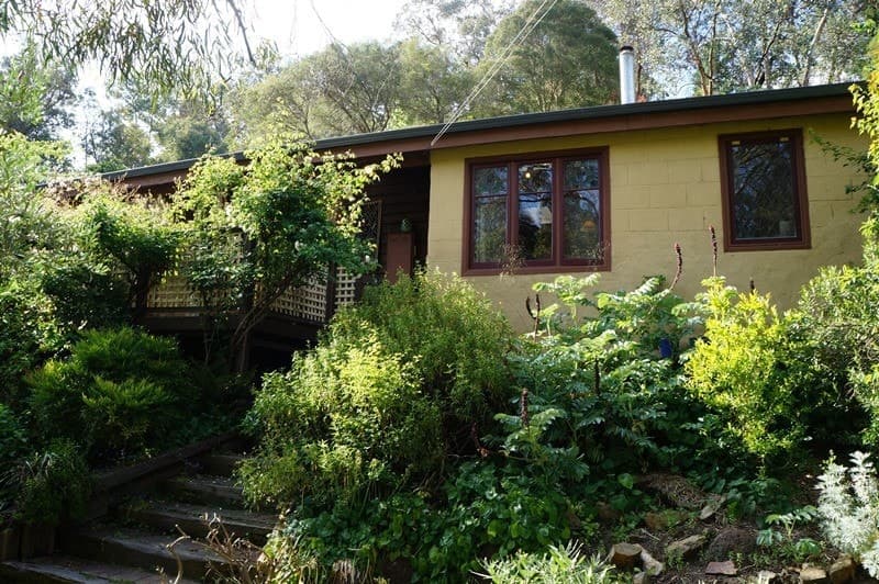 5 Daphne CrescentHurstbridge, VIC 3099  - Leased, Hurstbridge - Image 1