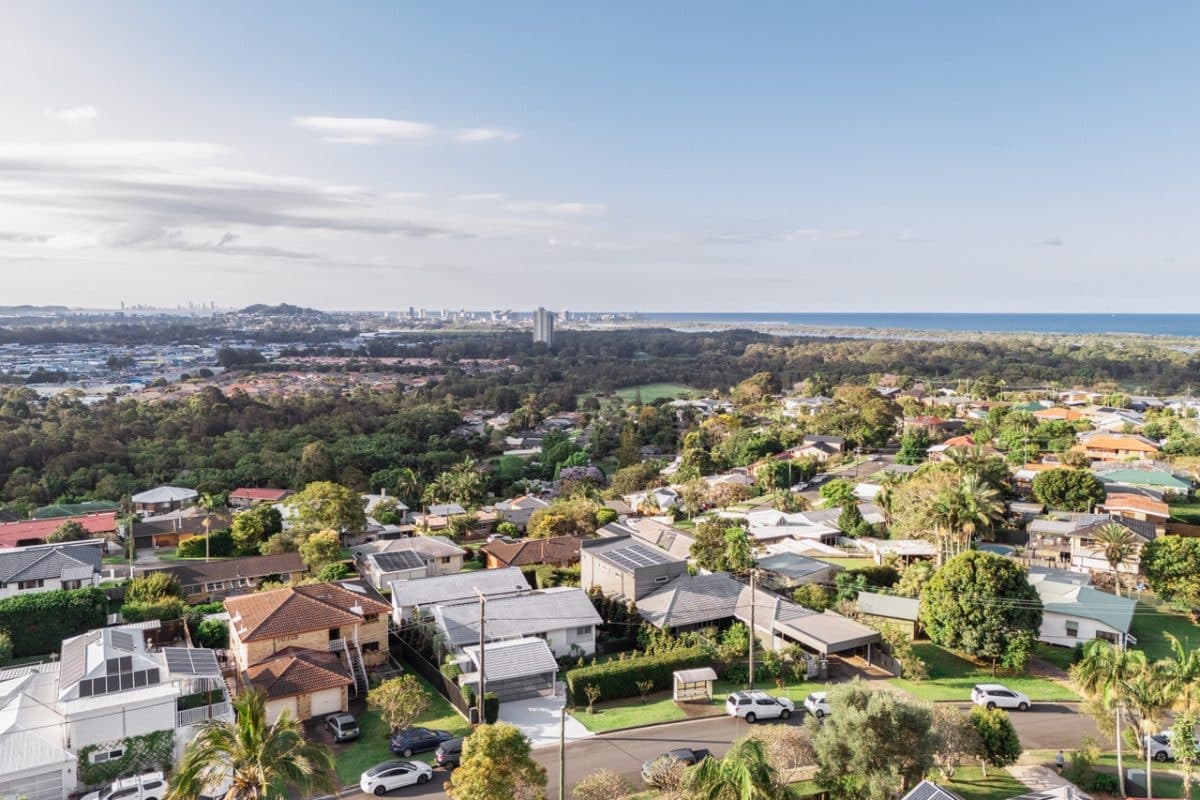33 Oyster Point Road, Banora Point NSW 2486, Banora Point - Image 1