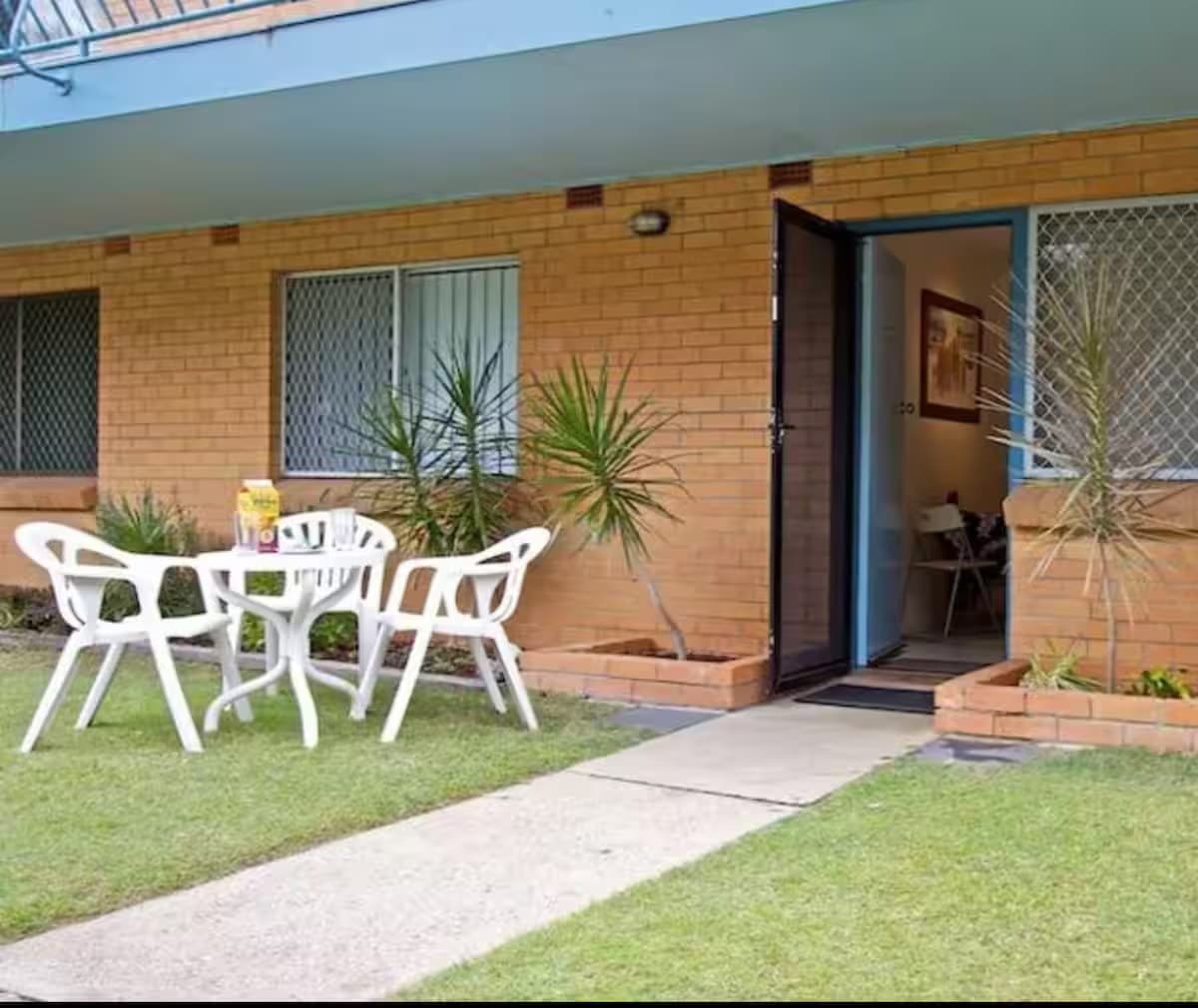 2/105 Golden Four Drive, Bilinga QLD 4225, Bilinga - Image 1