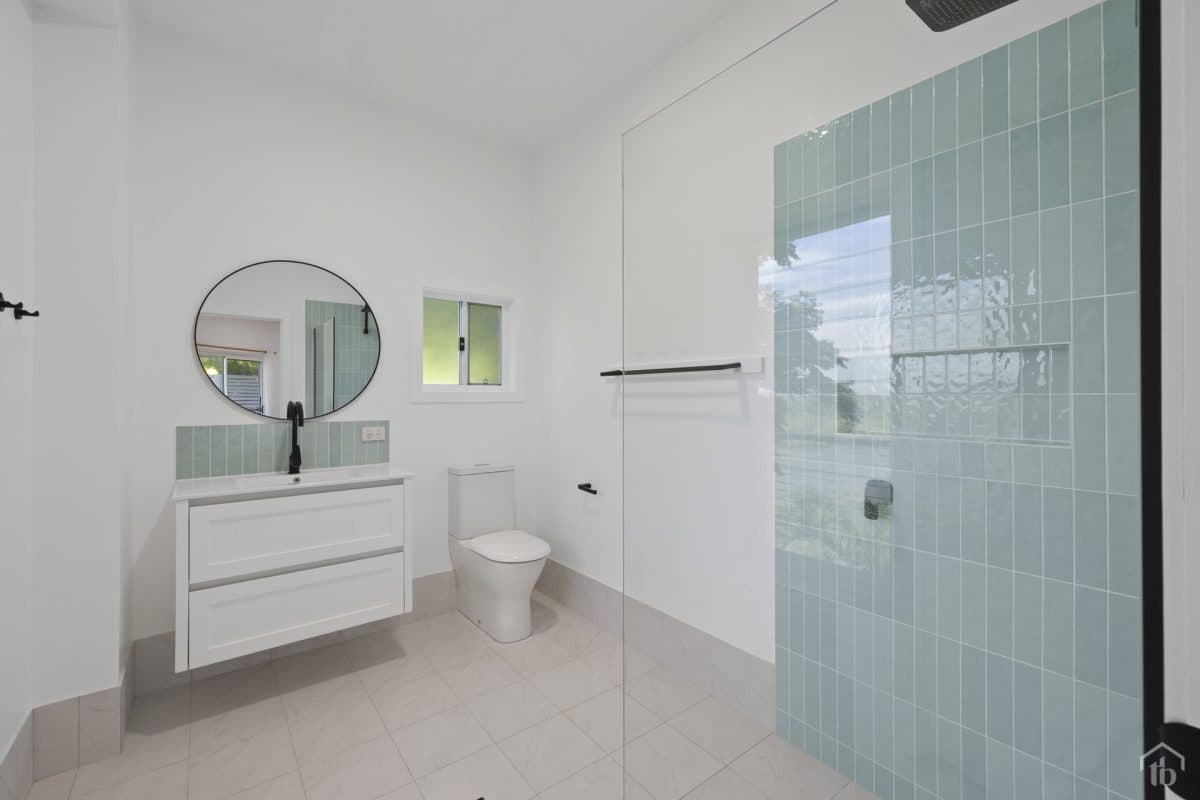 13 Clifford Crescent, Banora Point NSW 2486, Banora Point - Thumbnail 3
