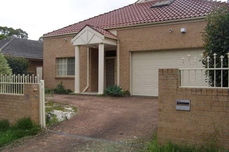 215 Majors Bay Road, Concord - Thumbnail 3