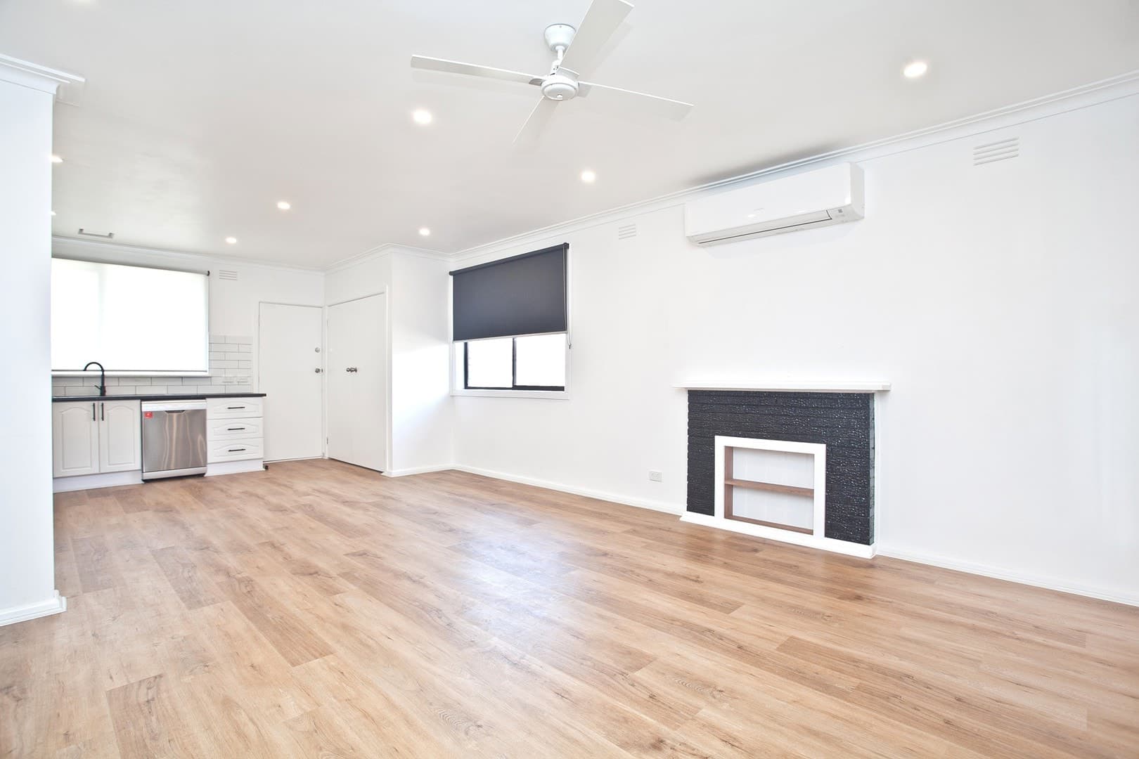 46 Manfred AvenueSt Albans, VIC 3021  - Leased, St Albans - Thumbnail 2