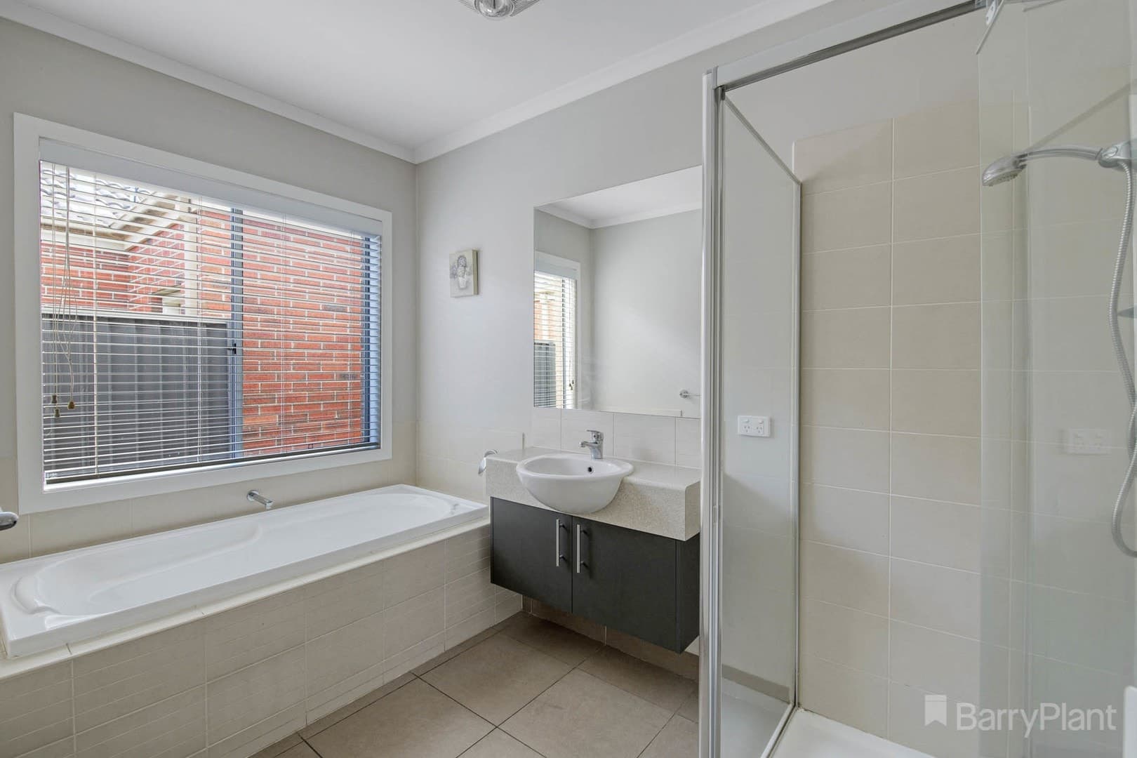 11 Everly CircuitPakenham, VIC 3810  - Leased, Pakenham - Thumbnail 8