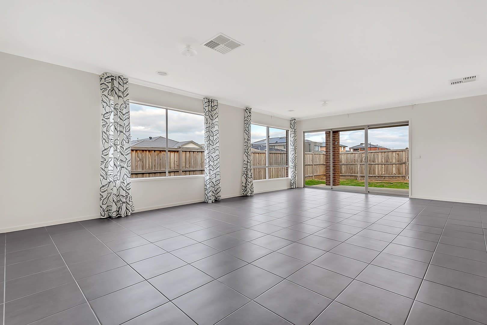 1 Napier WayMickleham, VIC 3064  - Leased, Mickleham - Thumbnail 5