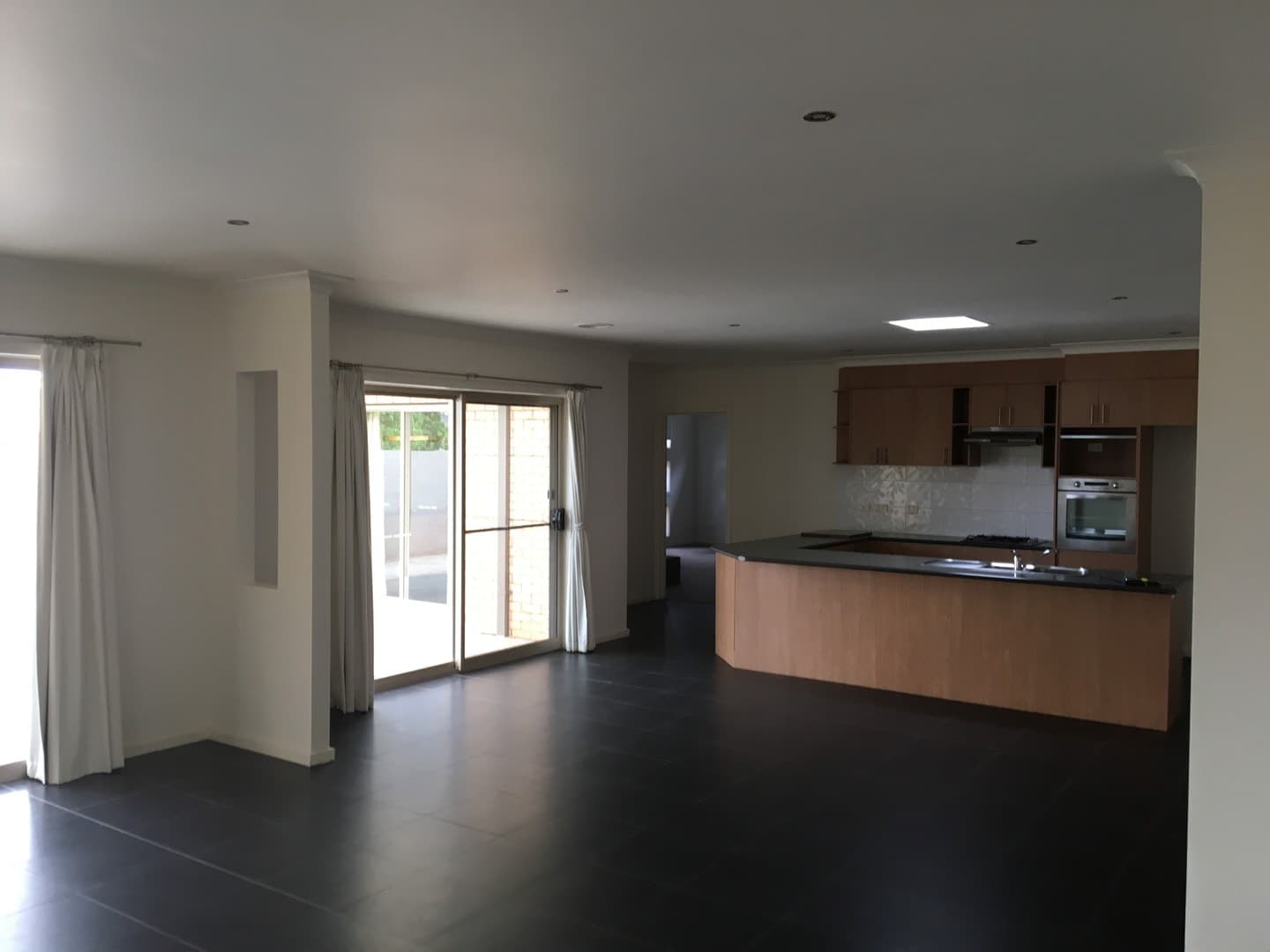 7 Frances Browne WayTarneit, VIC 3029  - Leased, Tarneit - Thumbnail 4