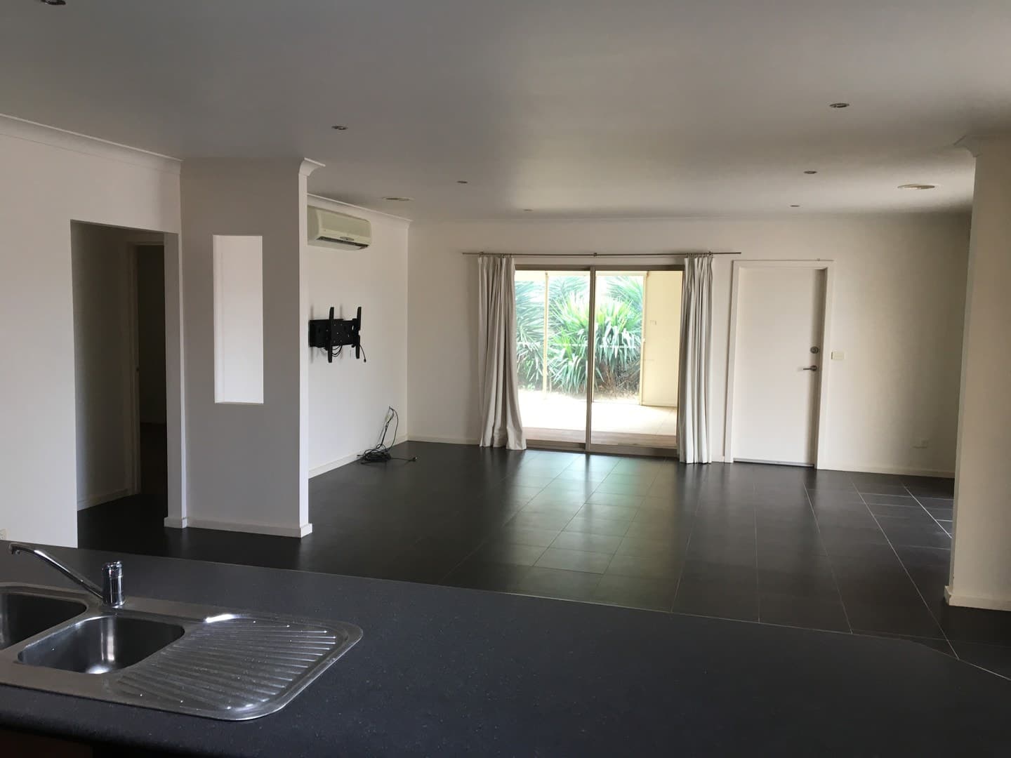 7 Frances Browne WayTarneit, VIC 3029  - Leased, Tarneit - Thumbnail 5