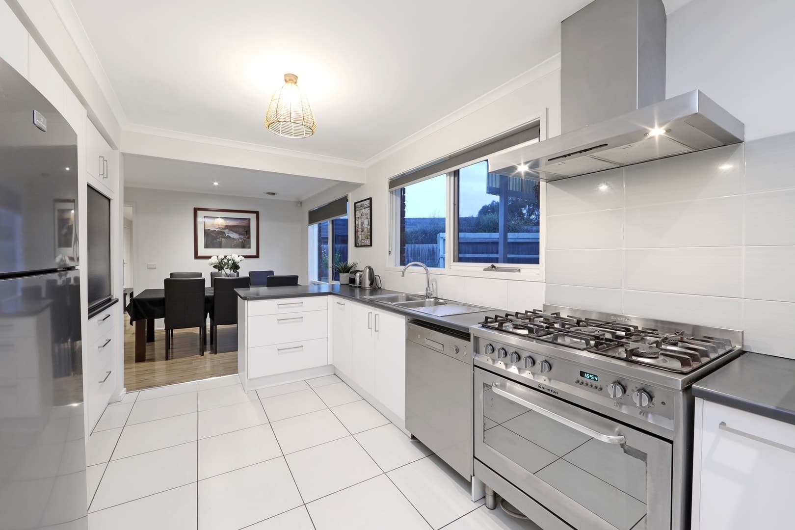 28 Goulburn DriveRowville, VIC 3178  - Leased, Rowville - Thumbnail 2