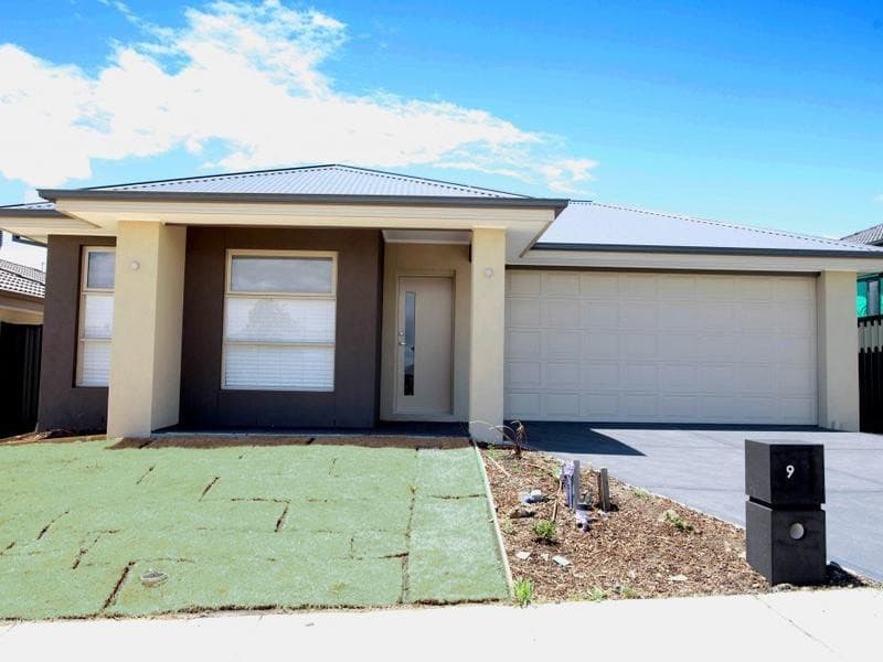 9 Calibre AvenueCraigieburn, VIC 3064  - Leased, Craigieburn - Image 1
