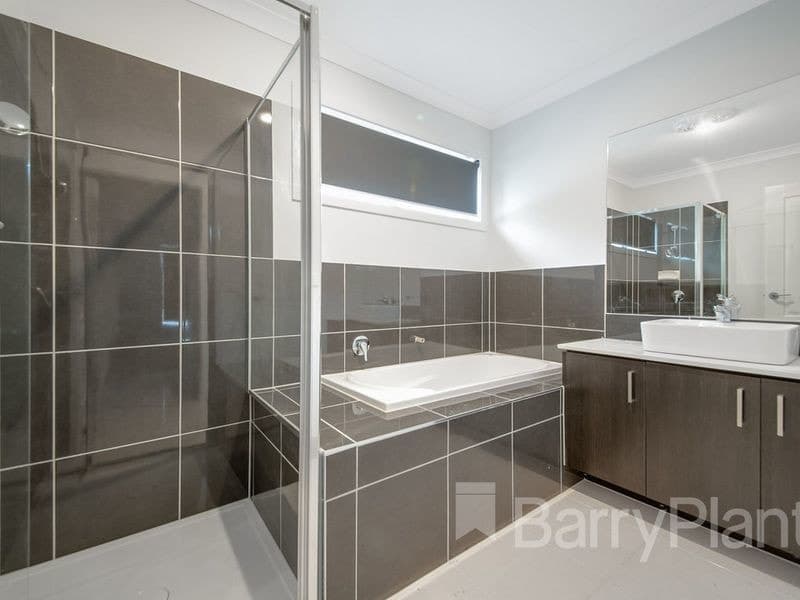5 Earhart StreetPakenham, VIC 3810  - Leased, Pakenham - Thumbnail 6