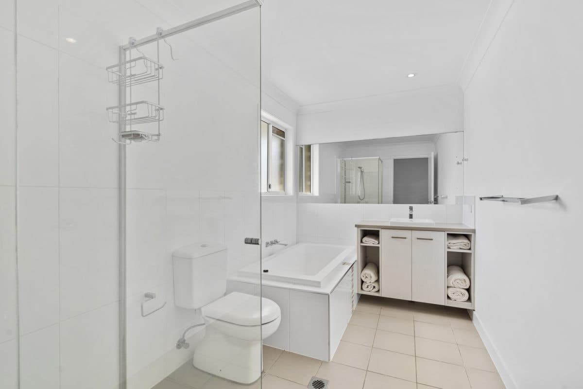 41/9-15 Harrier Drive, Burleigh Waters QLD 4220, Burleigh Waters - Thumbnail 8