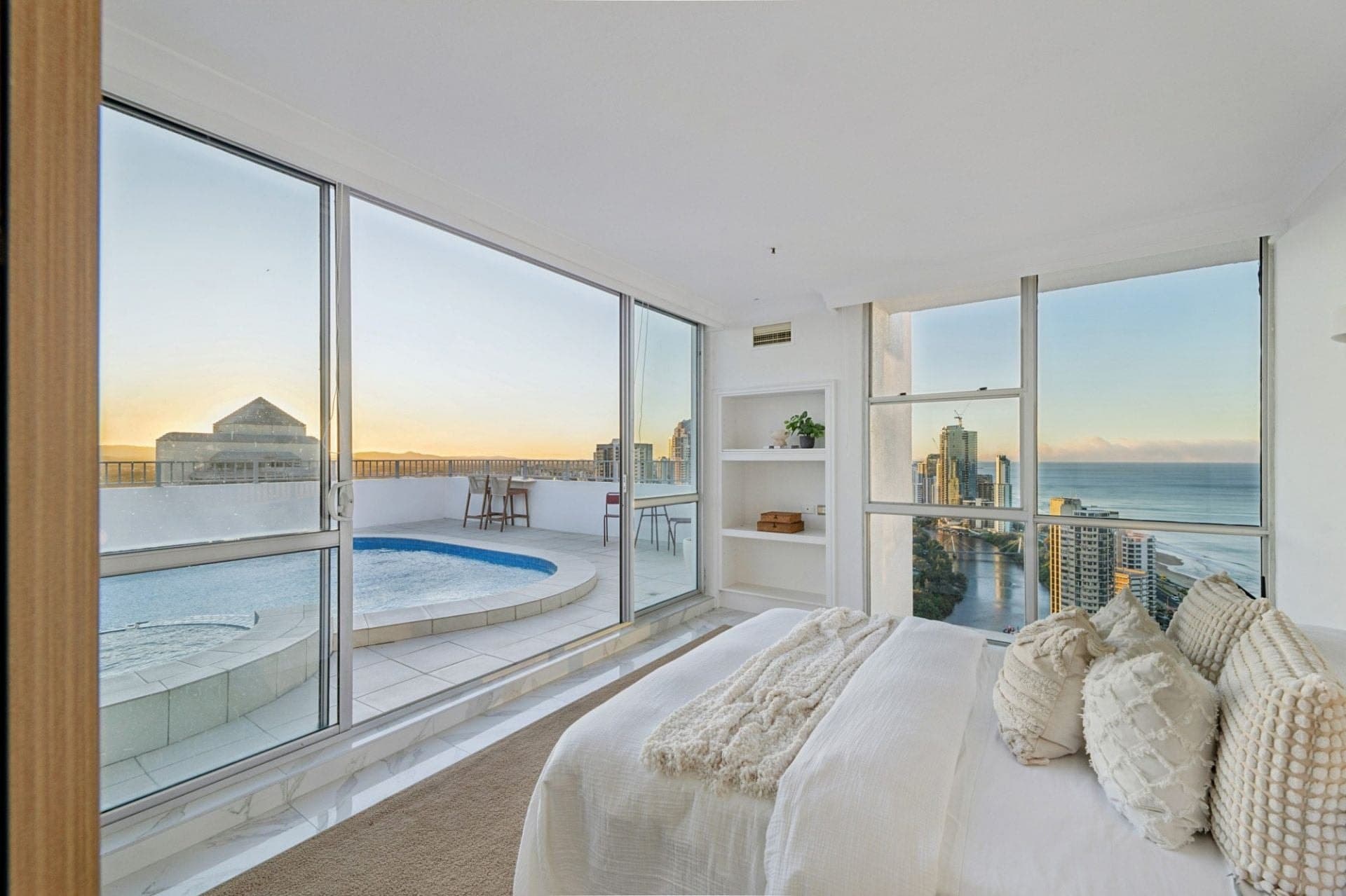 3301/3422 Surfers Paradise Boulevard, Surfers Paradise - Thumbnail 8