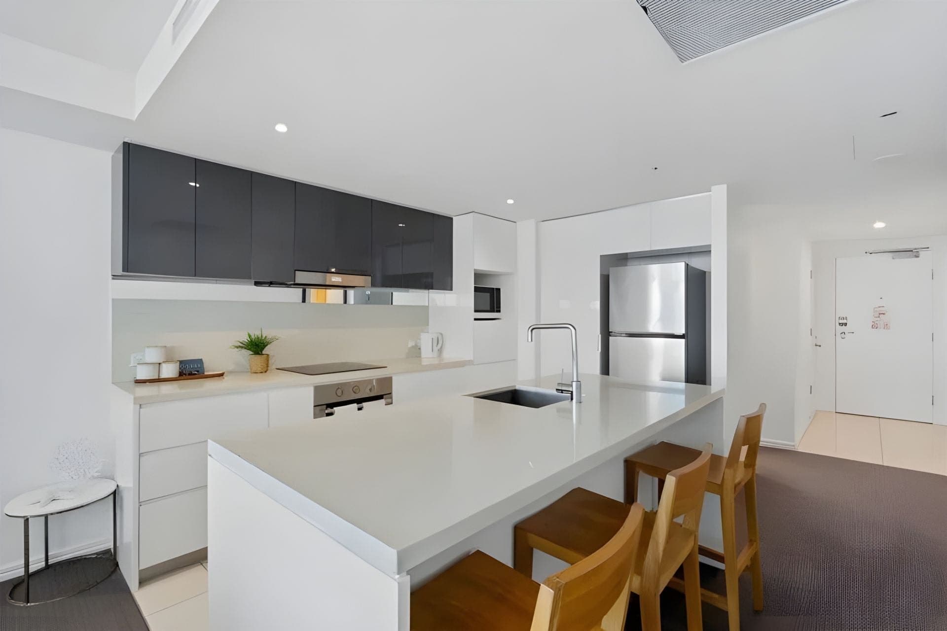 22404/3113 Surfers Paradise Boulevard, Surfers Paradise - Thumbnail 6