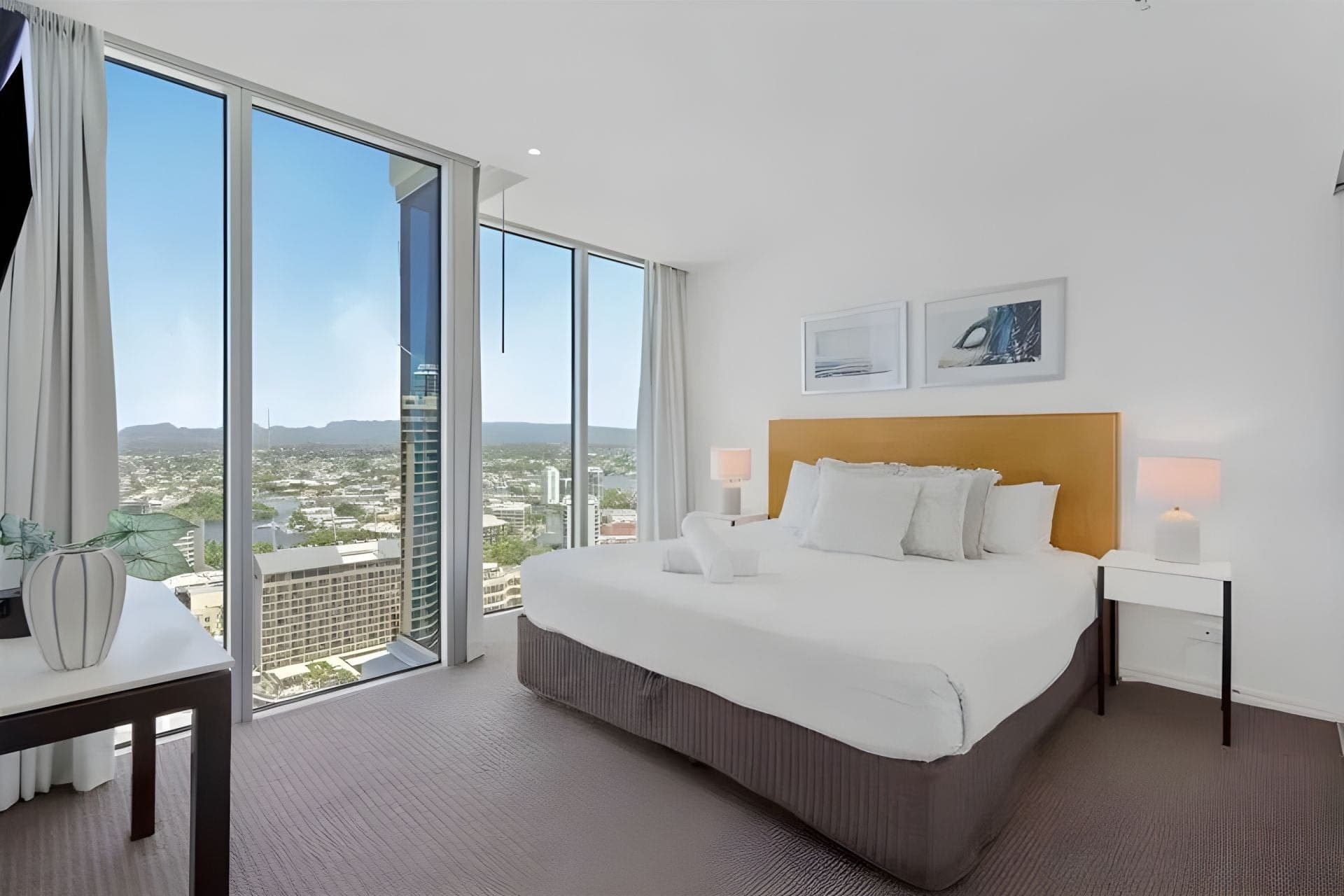 22404/3113 Surfers Paradise Boulevard, Surfers Paradise - Thumbnail 8