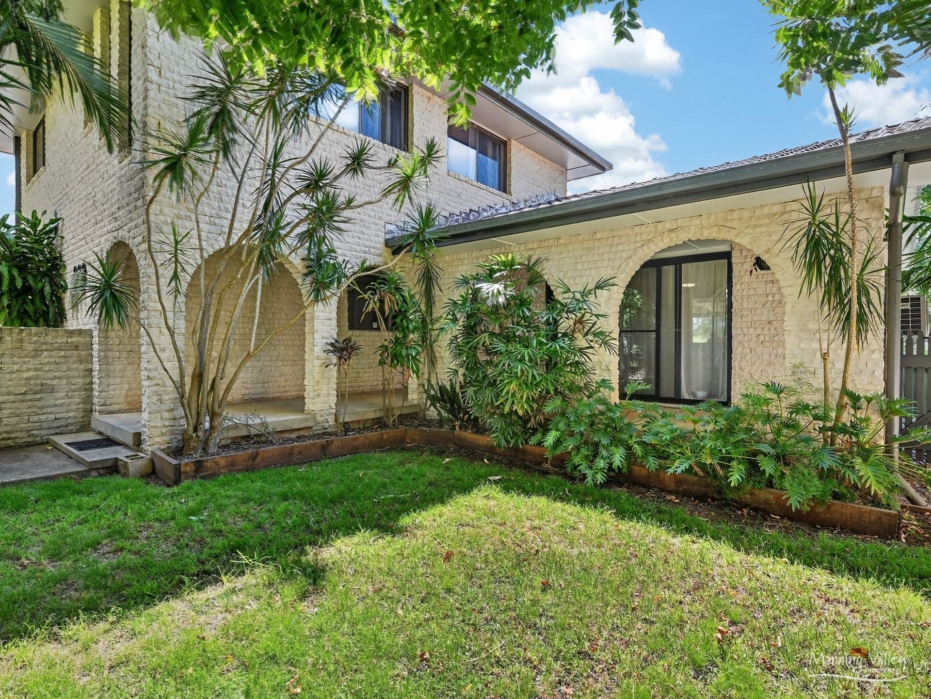 47-51 Appletree Street, Wingham, Wingham - Thumbnail 2