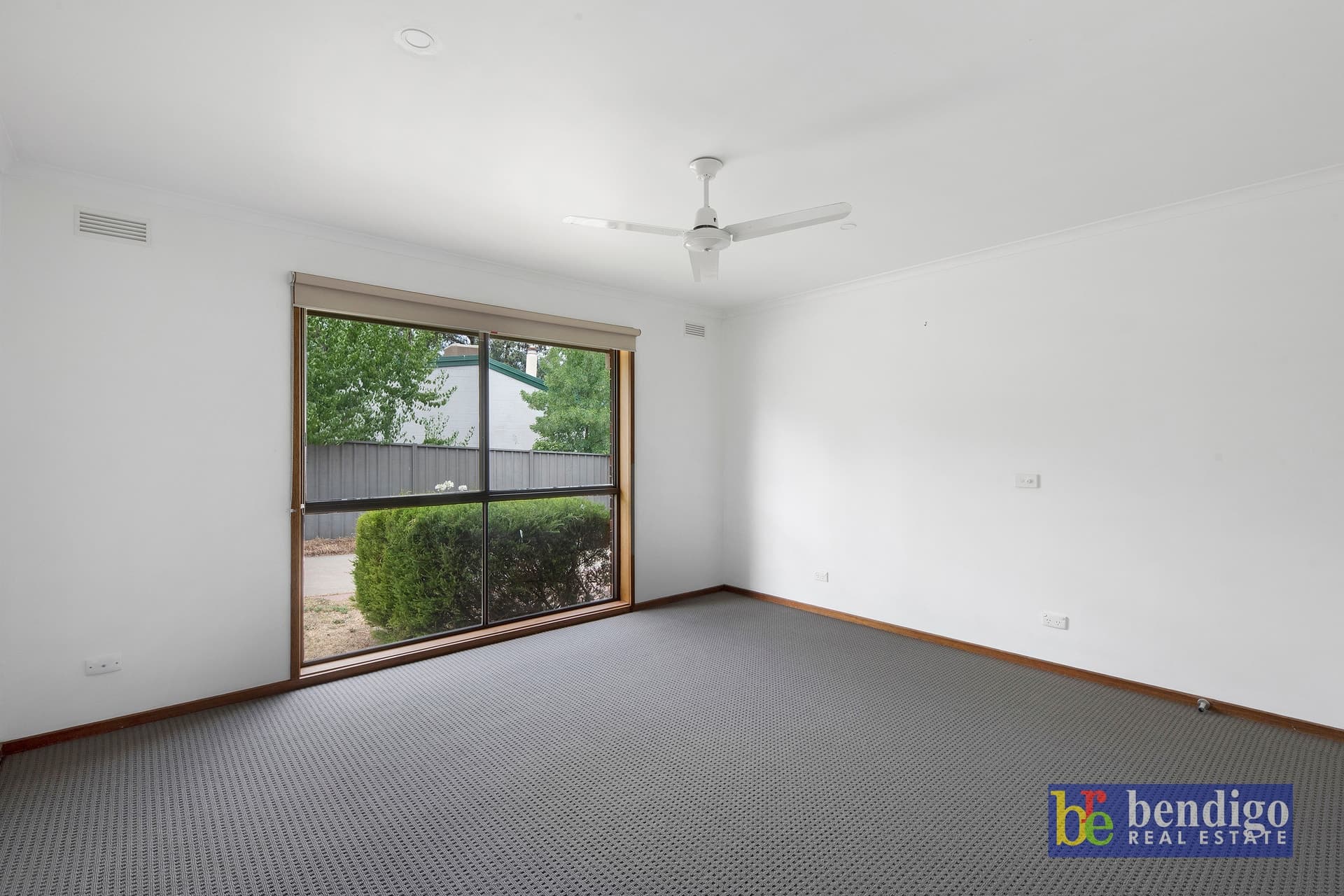 1/42 Houlahan Street, Flora Hill - Thumbnail 4