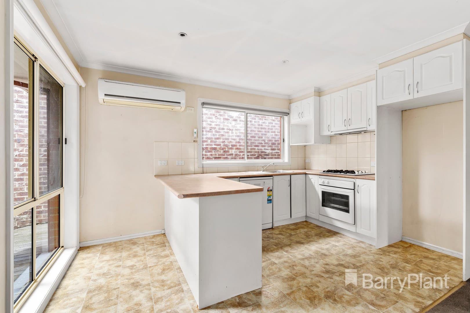 2 Sandringham  StreetWantirna, VIC 3152  - Leased, Wantirna - Thumbnail 2