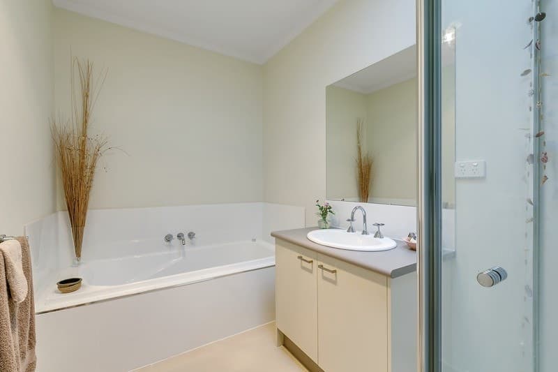 7 Willoby DriveAlfredton, VIC 3350  - Leased, Alfredton - Thumbnail 3