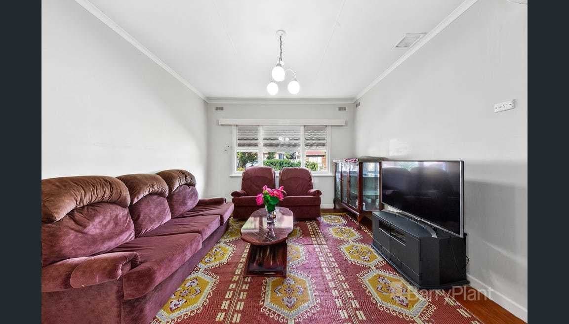 25 Oberon AvenueSt Albans, VIC 3021  - Leased, St Albans - Thumbnail 2