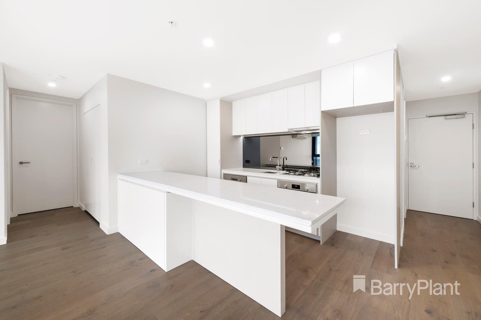 1016/600 Doncaster RoadDoncaster, VIC 3108  - Leased, Doncaster - Thumbnail 3