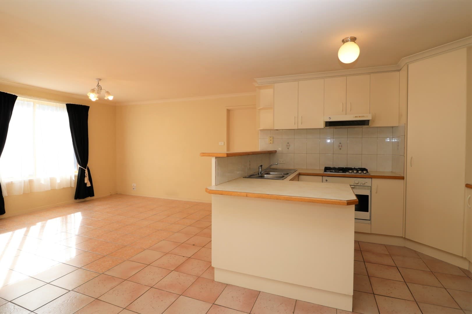 2A Avon StreetGeelong West, VIC 3218  - Leased, Geelong West - Thumbnail 2