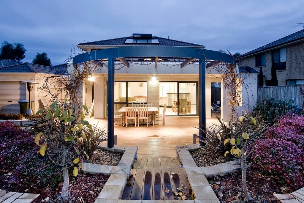 8 Tournament DriveSanctuary Lakes, VIC 3030  - Leased, Sanctuary Lakes - Thumbnail 2