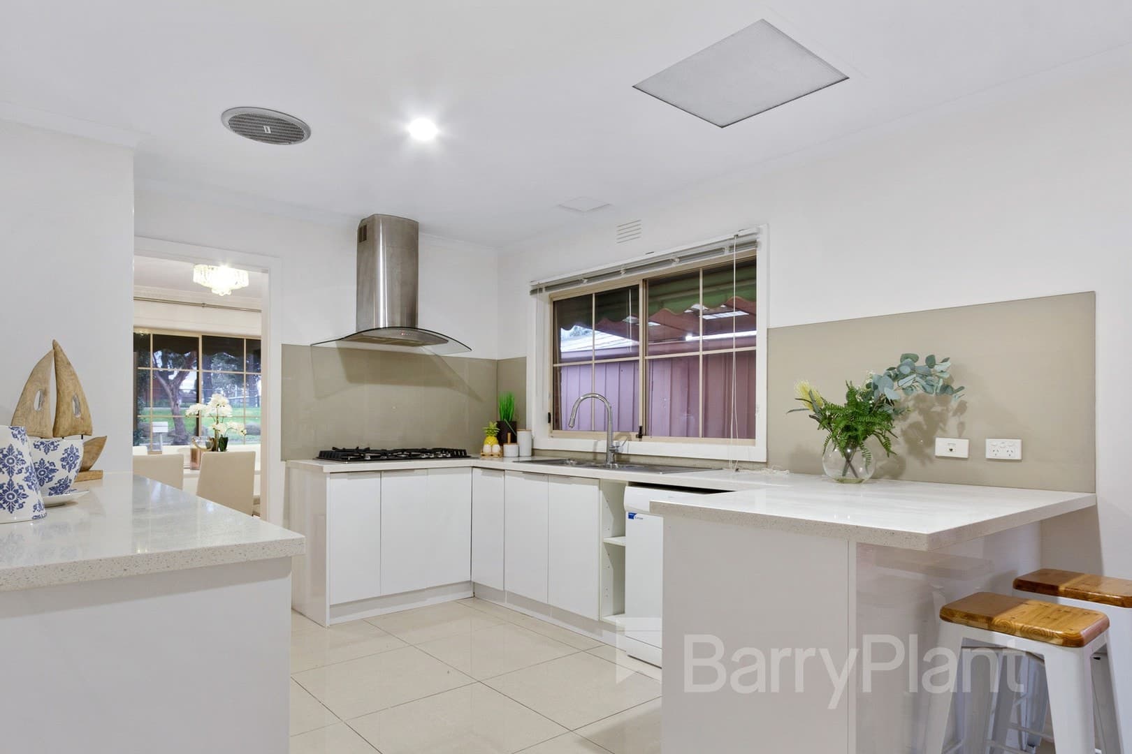 48 Rosehill StreetScoresby, VIC 3179  - Leased, Scoresby - Thumbnail 3