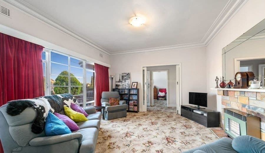 257 Napier  StreetStrathmore, VIC 3041  - Leased, Strathmore - Thumbnail 2